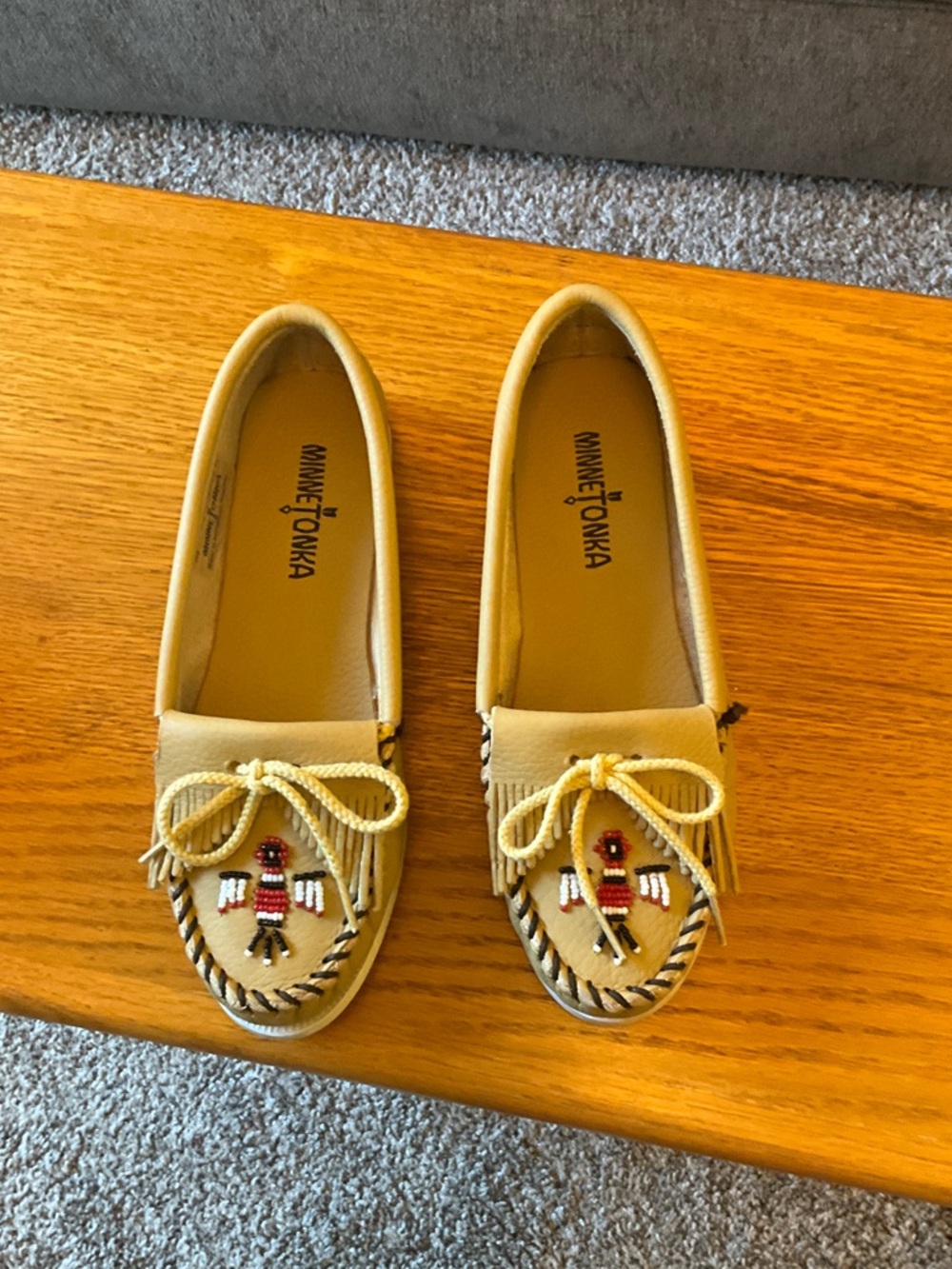 Women’s Size 7 Minnetonka Thunderbird Moccasins, NWOT